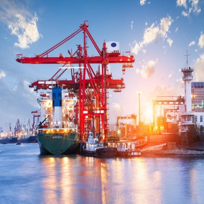 如何防止在碼頭的起重機(jī)生銹？